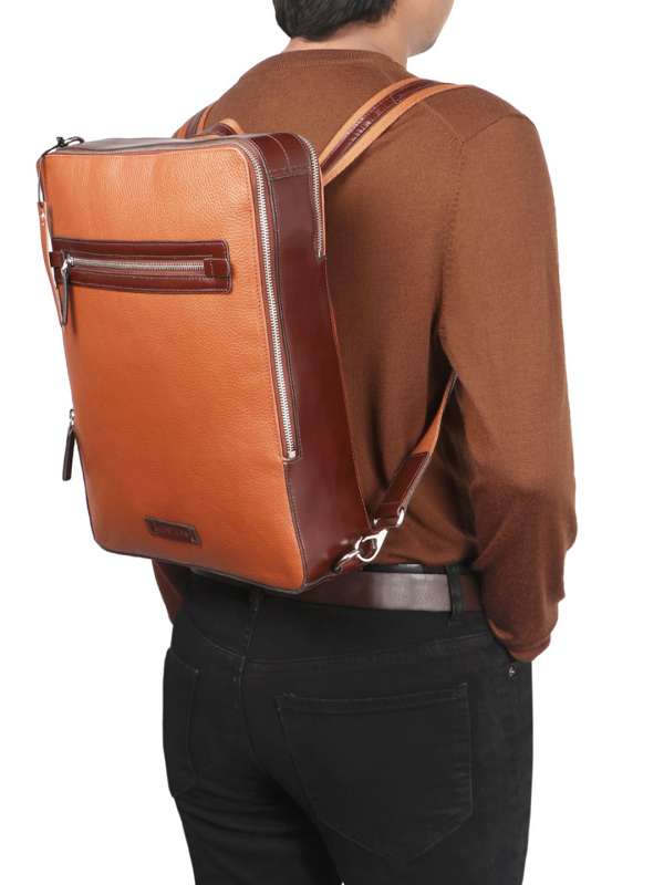 College bags online for man hot sale