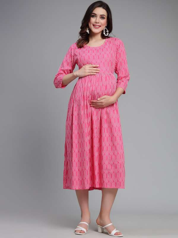 Mother feeding dresses online shop
