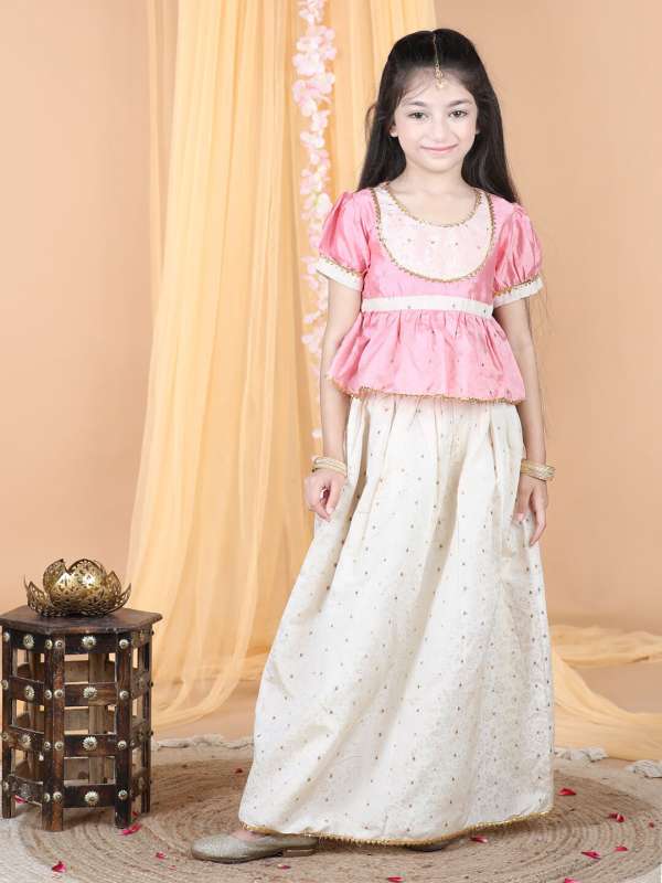 Light Grey Lehenga | Sequins Embroidered | Lashkaraa