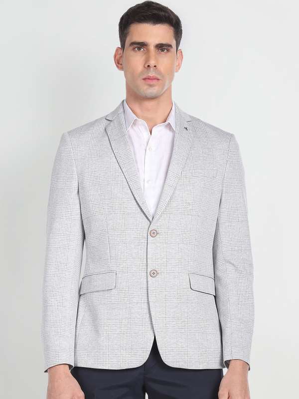 Buy online Solid Single Breasted Formal Blazer from Blazers for