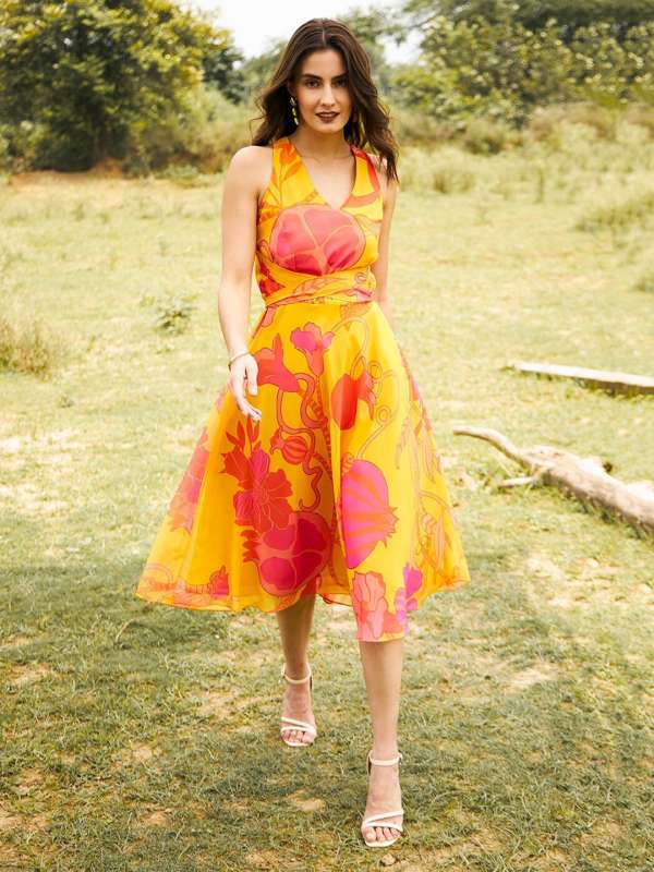 Yellow dresses for women discount
