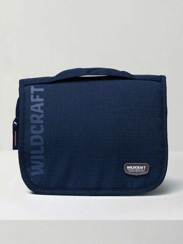 Wildcraft toiletry kit best sale