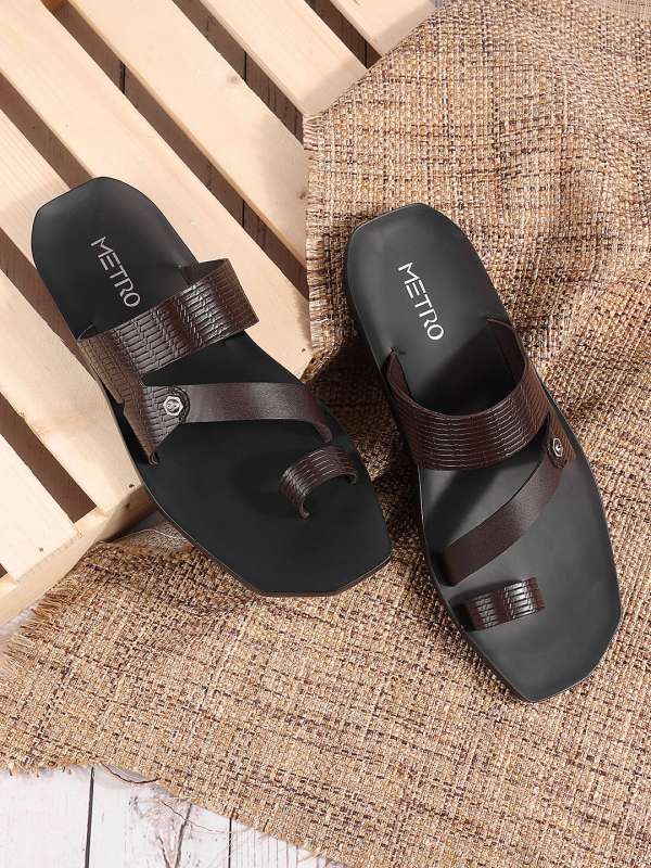 Metro chappals for mens 2025