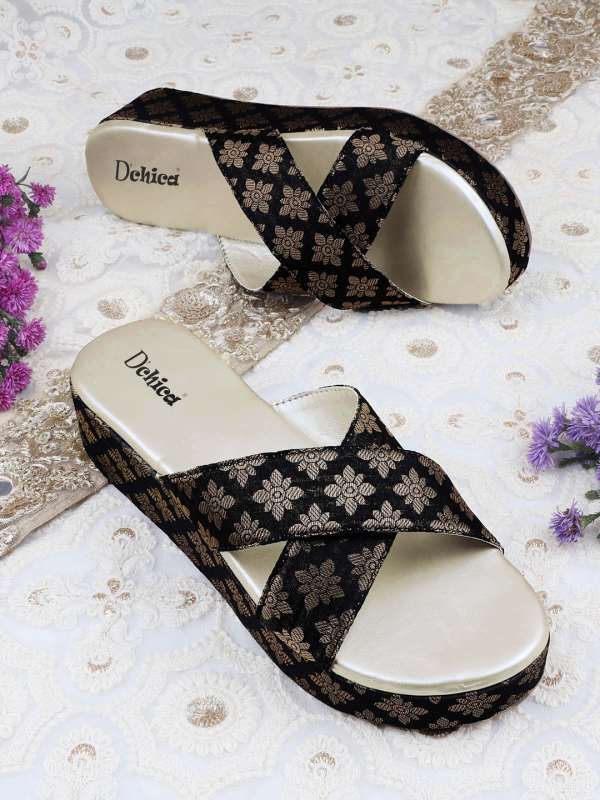 Online sandal for girls deals