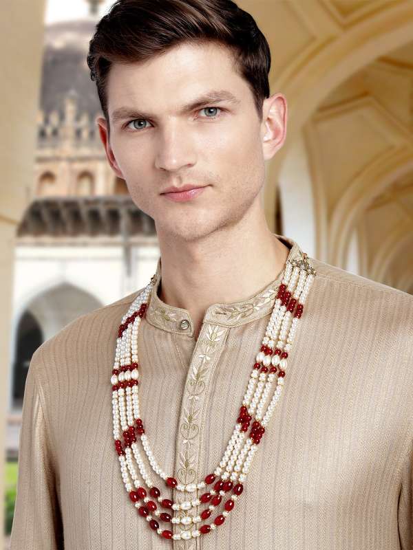 Peora Necklace And Chains Buy Peora Necklace And Chains online in India