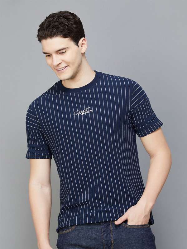 Hollister top shirts myntra