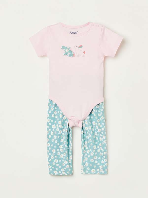 Juniors clothing online outlet
