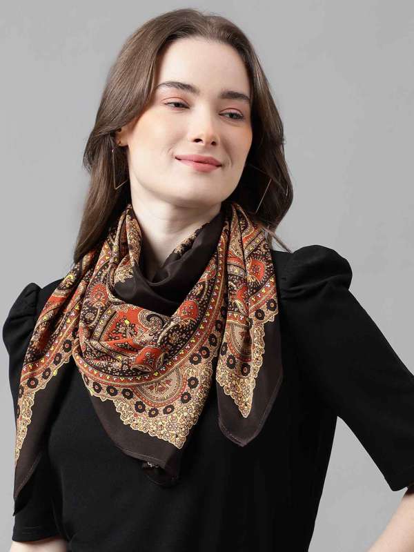 Scarves and glitters online shopping outlet