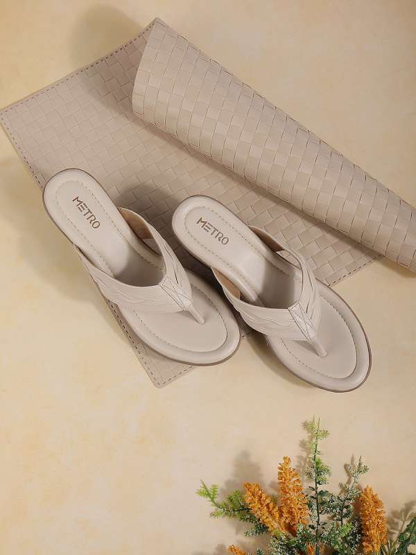 Metro shoes wedges top