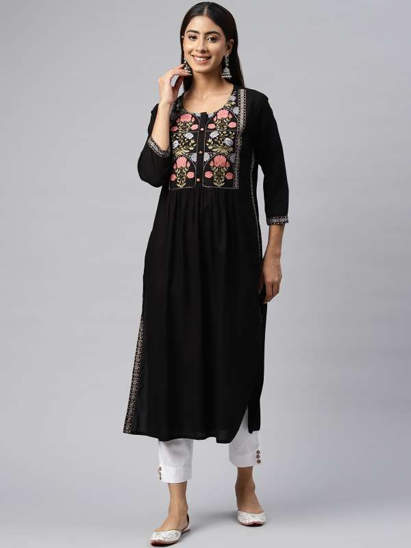 Black kurtis myntra hotsell