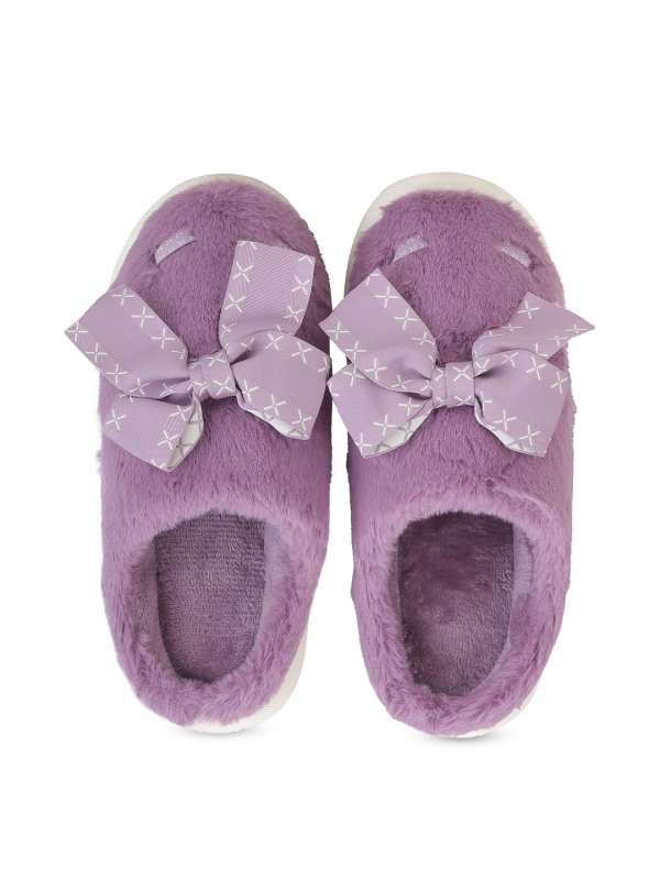 Fur slippers myntra sales