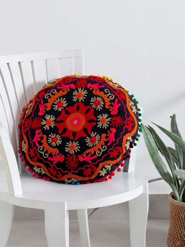 Buy Round Cushion Covers Online in India Myntra