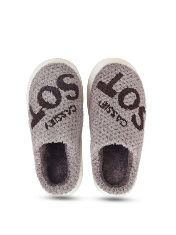 Fur best sale slippers myntra