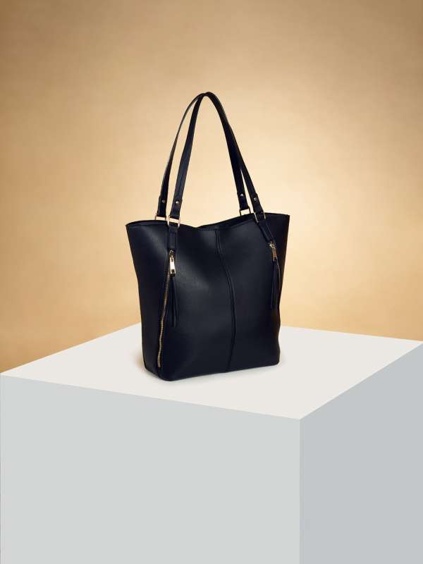 Pantaloons online shopping top bags