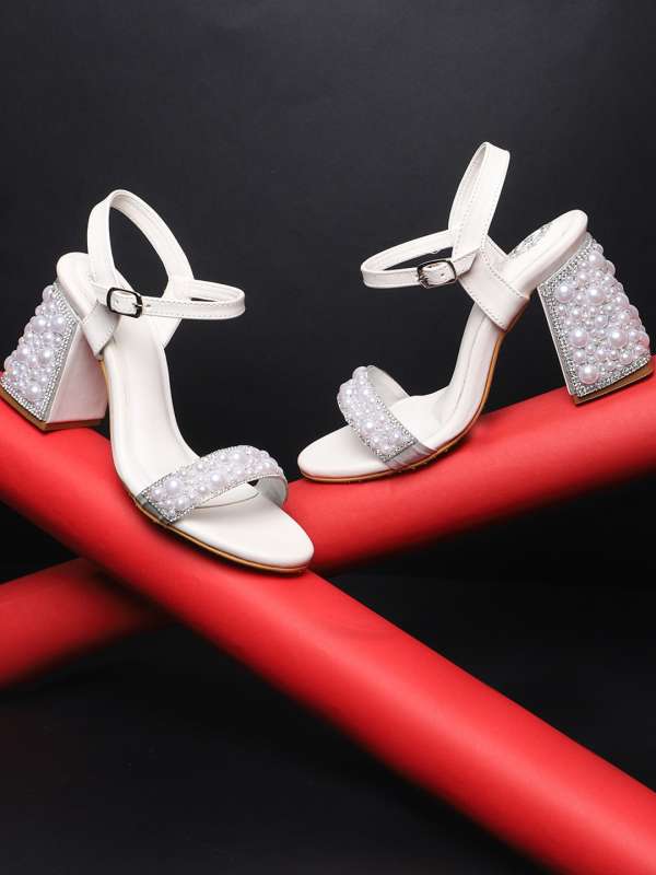 Az Footwear Women Silver Heels
