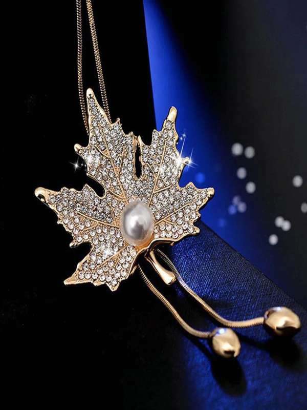 Long chain with locket for jeans online