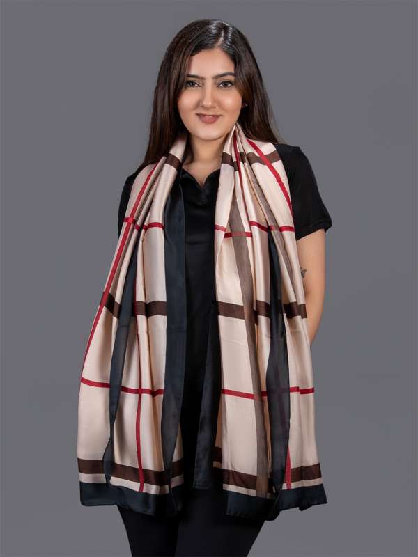 Square scarf in beige colors with logo. - TopU-Up