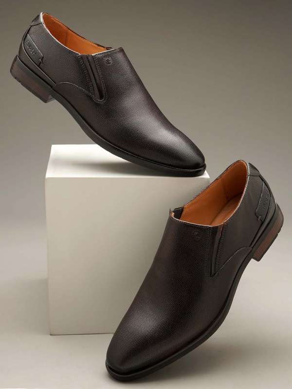 Ruosh shoes online india store