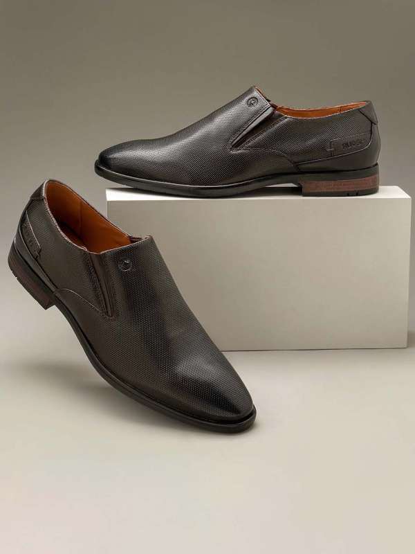 Ruosh slip on shoes top