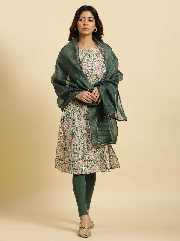 W clothing online shop