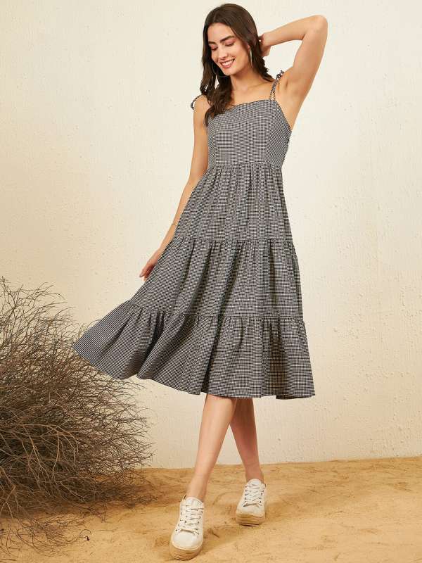 Knee length one piece dress sale myntra