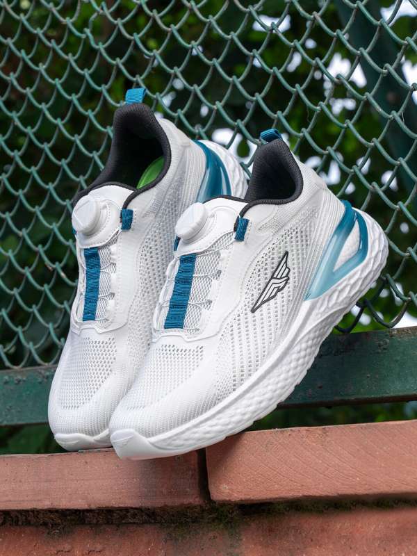 New tennis shoes 219 top