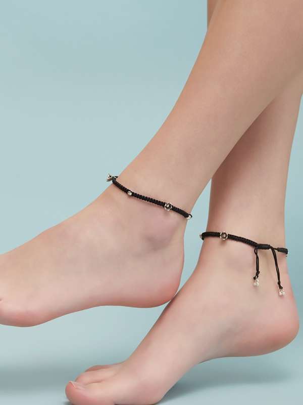 Single on sale leg anklet