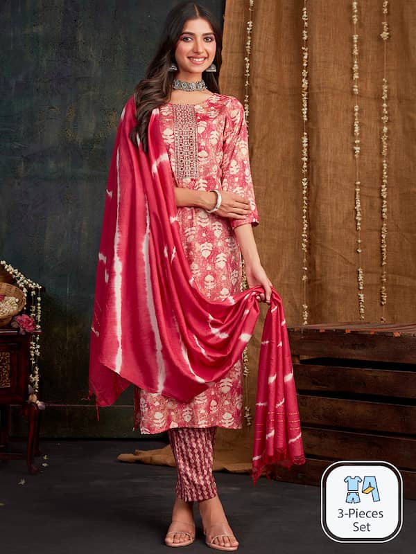 Adorable Red Color Heavy Fox Georgette With Embroidery Work Salwar Suit-bdsngoinhaviet.com.vn