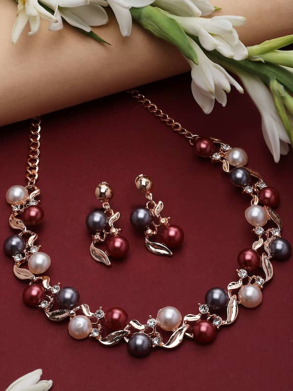 White Stone Pendant Necklace – Pakxe Jewelry