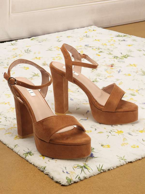 5 inch block heels 2025