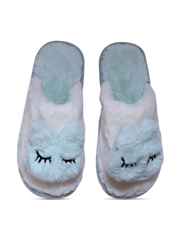 Fur slippers myntra sales