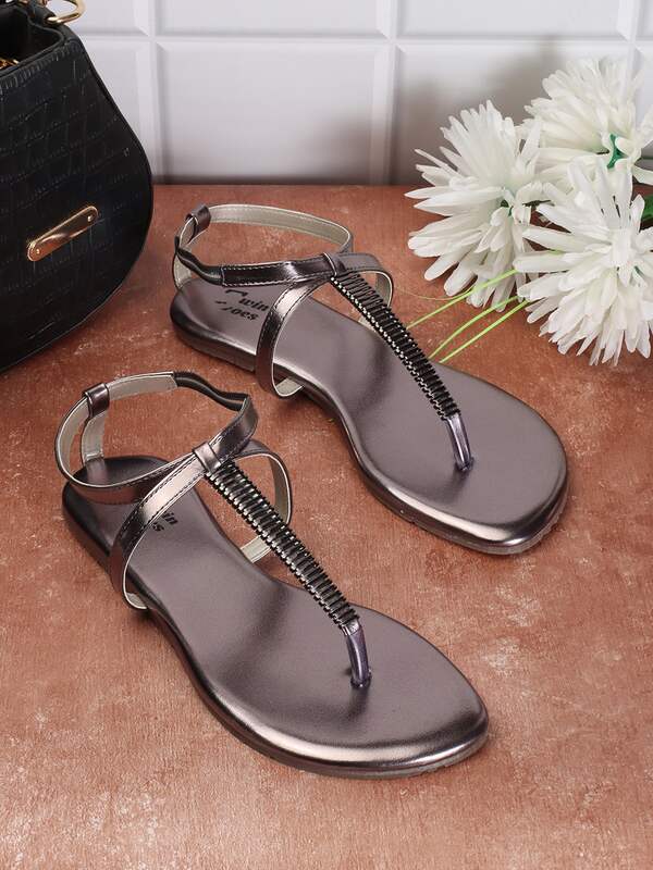 Closed Toe Sandals for Women - Sandals That Cover Your Toes