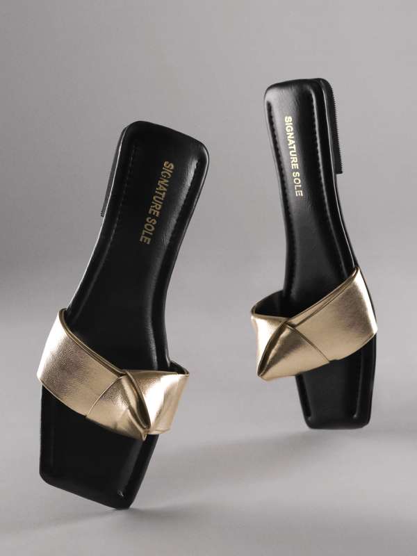 Women Shoes Signature Buy Women Shoes Signature online in India