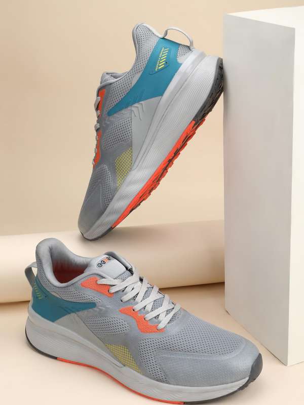 Myntra sports outlet shoes 499