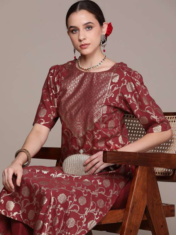Maroon kurtis sales