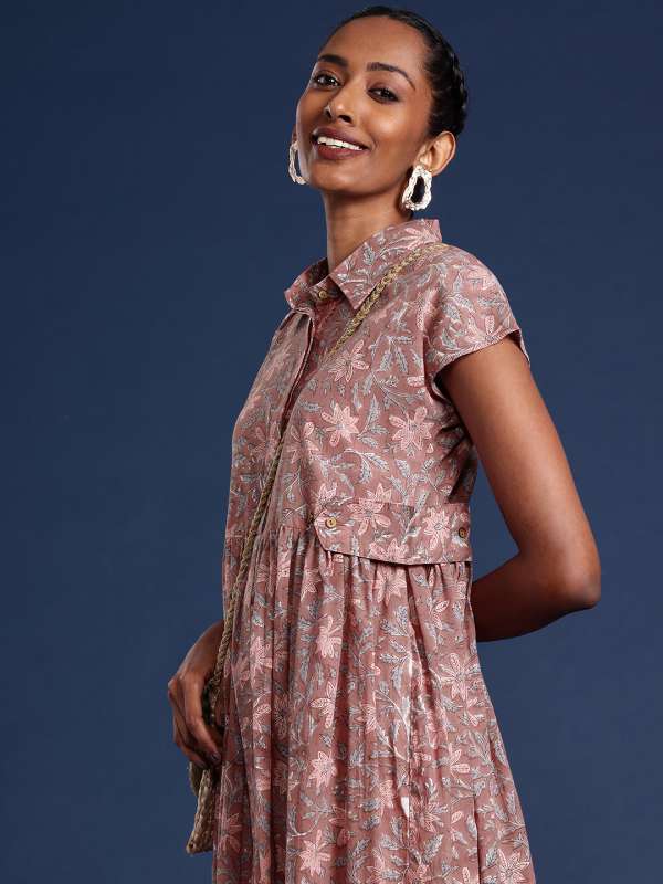 Taavi discount clothing websites