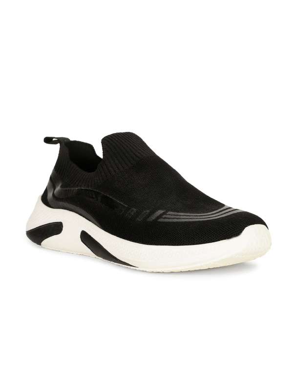 Track sales star shoes