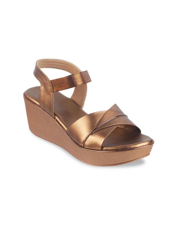 Mochi Gold Wedges 7655843.htm Buy Mochi Gold Wedges 7655843.htm online in India