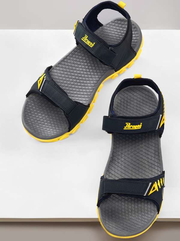 Buy Paragon Sandals At Up To 50 off on Myntra