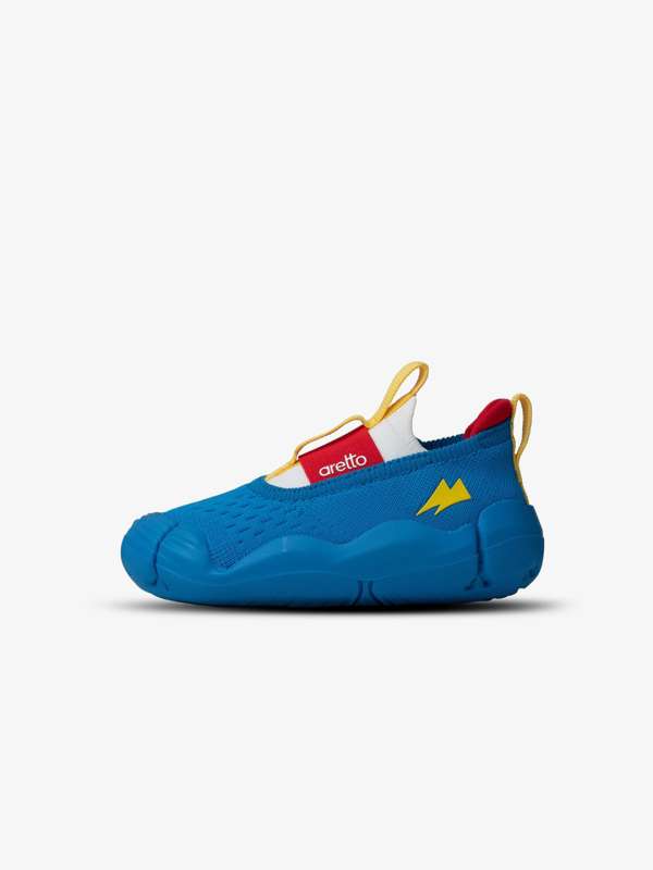 Best shoes shop for boys