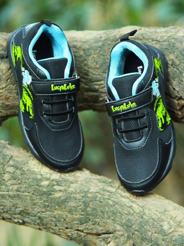 Black shoes unisex deals