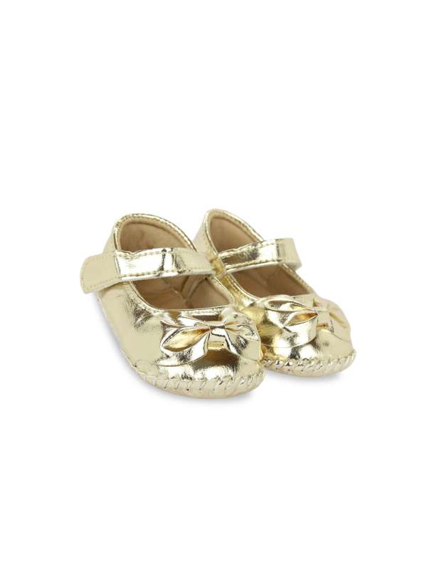 Infant girl clearance gold shoes