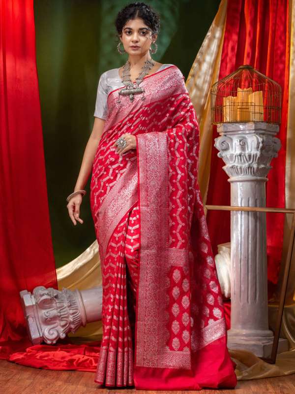 Red cheap saree myntra