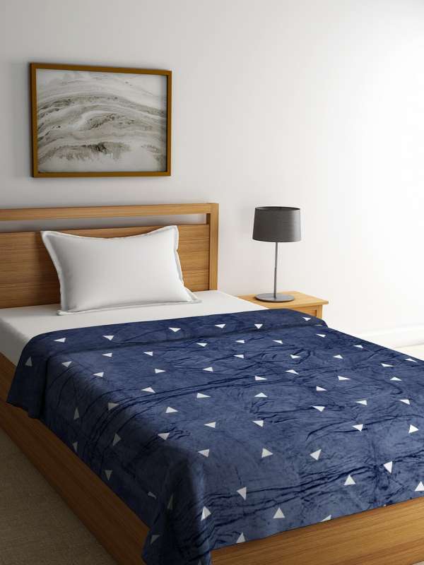 Blankets Buy Blankets Online in India Myntra