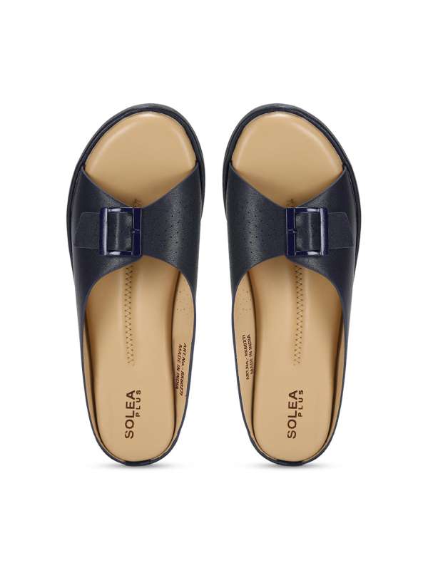 Paragon shop chappal 661