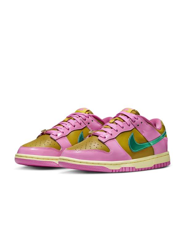 Nike dunks myntra online