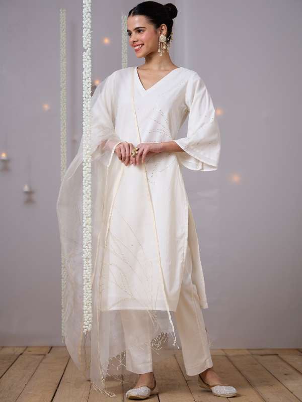 Okhai deals kurtas online