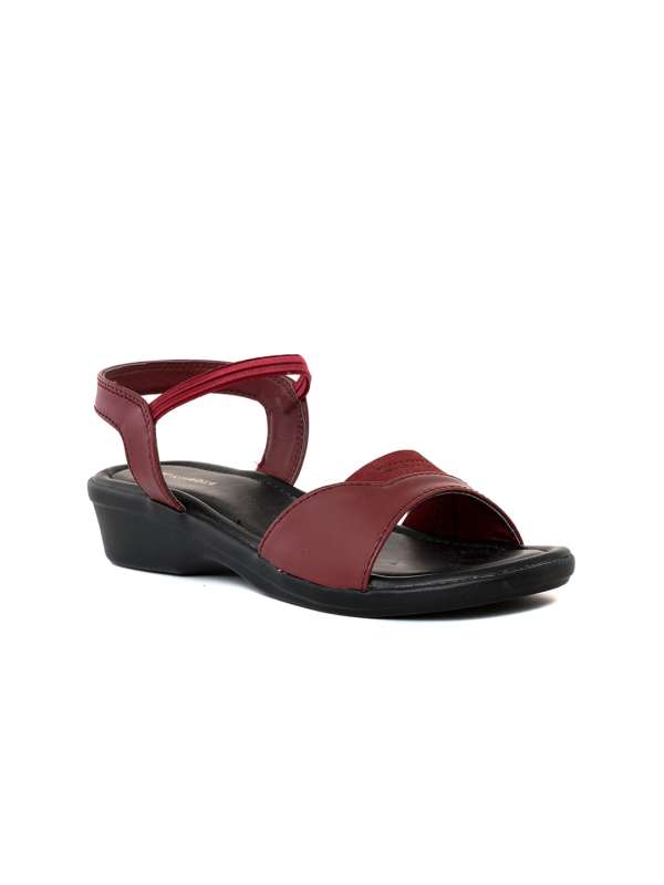 Khadims top flat sandals