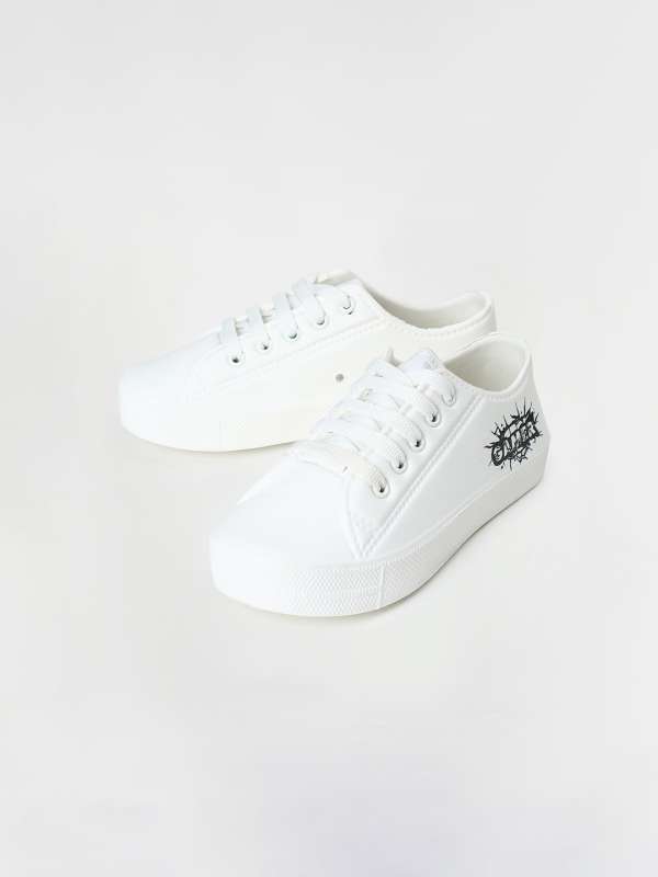 White shoes hotsell under 300