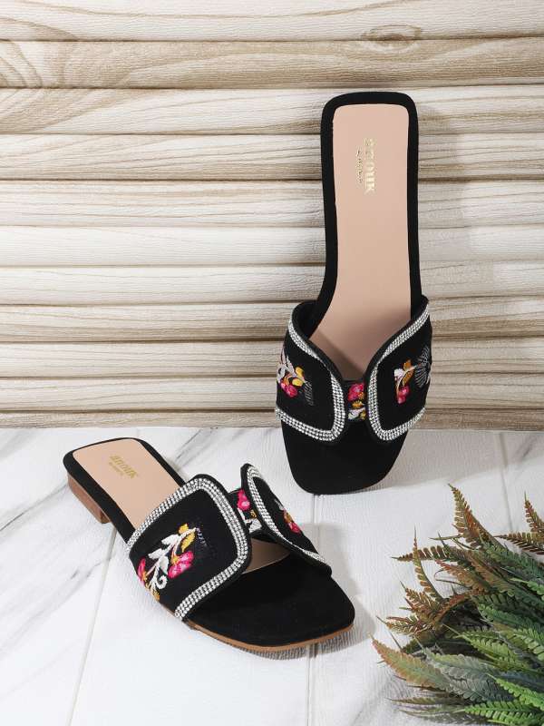Flats Buy Womens Flats and Sandals Online in India Myntra
